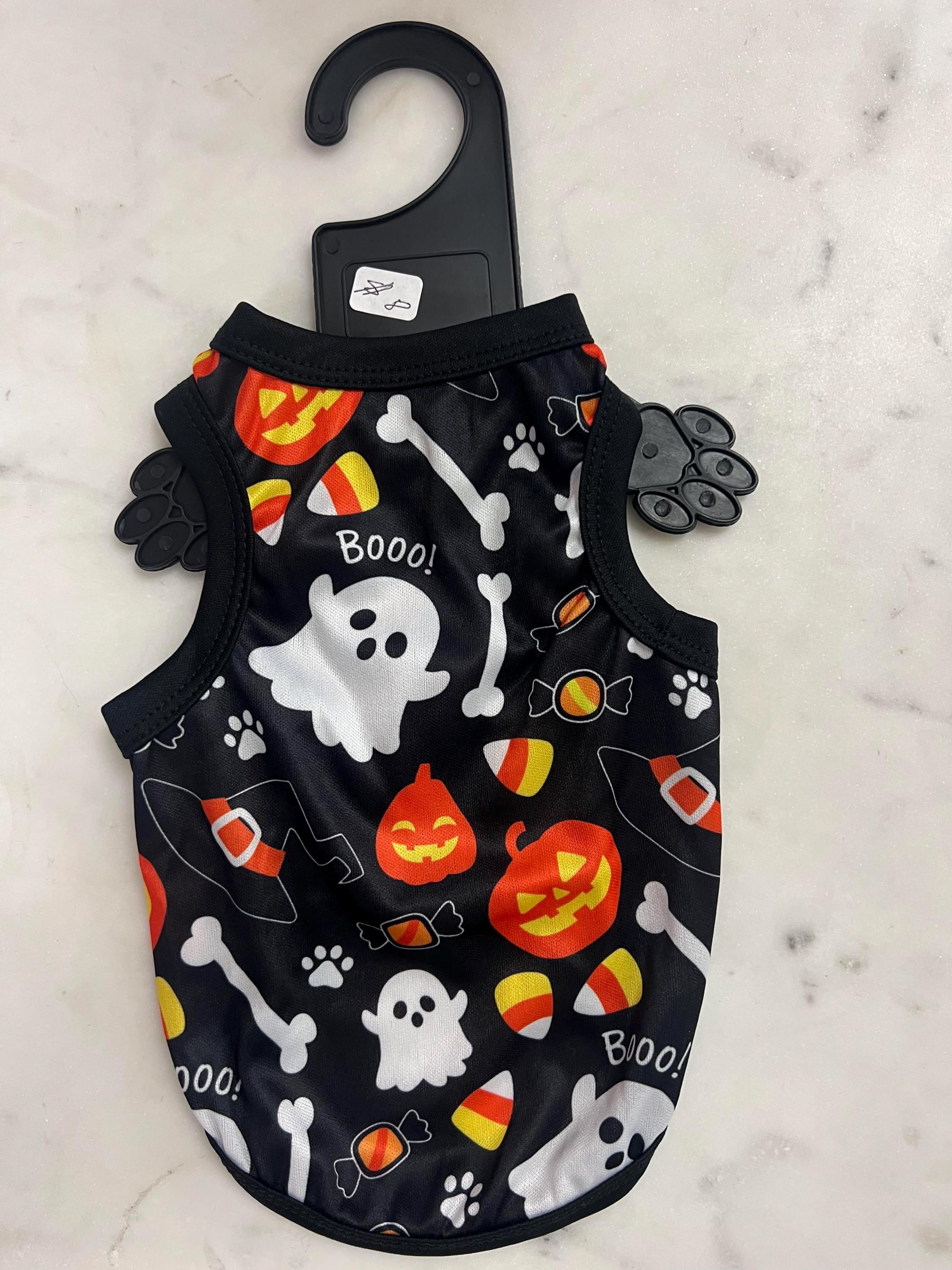 Halloween goes out – ends Sunday / Oferta Termina el Domingo